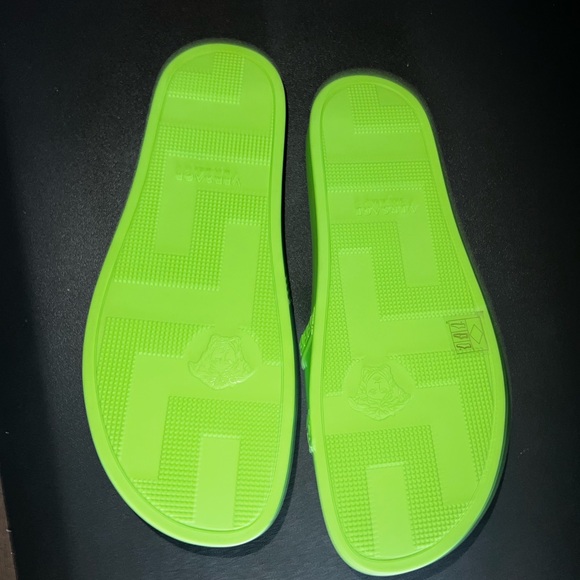 Versace Green slides - Picture 4 of 6